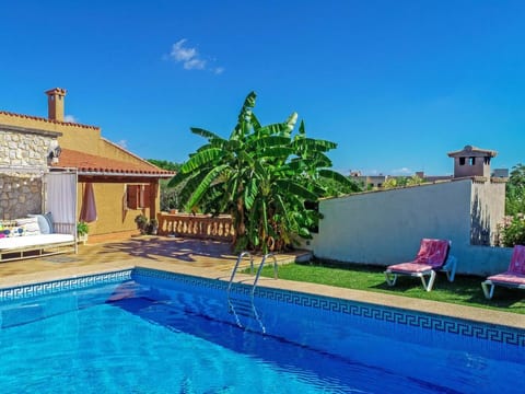 Schönes Ferienhaus in Artà mit Eigenem Pool