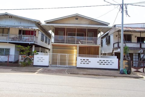 Spacious holiday home with entertainment garden