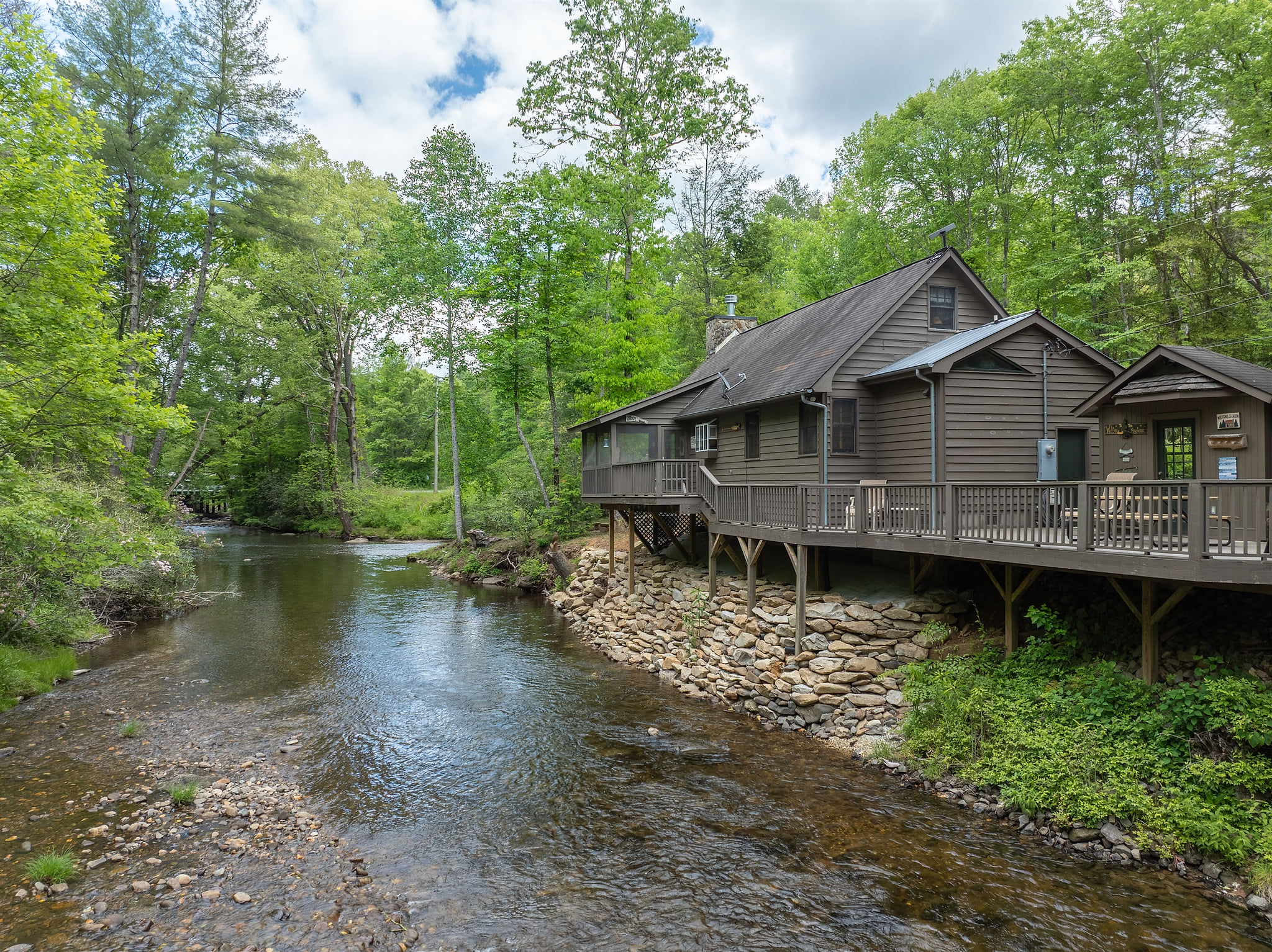 Bear’s Den sits right along Snowbird Creek, offering beautiful water views and the relaxing sound of rushing water throughout the property.