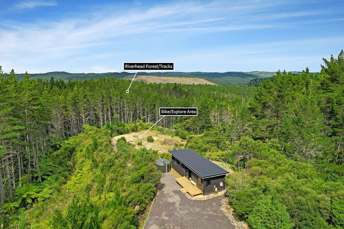 "Short private walking paths on the property and nearby trails through Riverhead Forest, perfect for nature walks.”