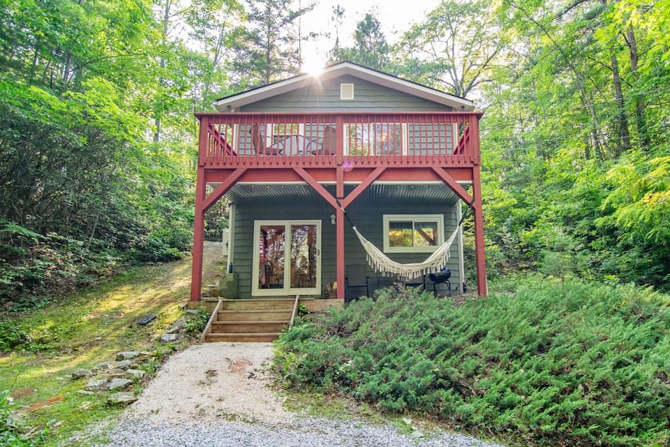 Welcome to your cozy mountain getaway!  Enjoy the fresh mountain air from a cozy hammock :-) The sliding door outside has a keypad lock for easy check-in.