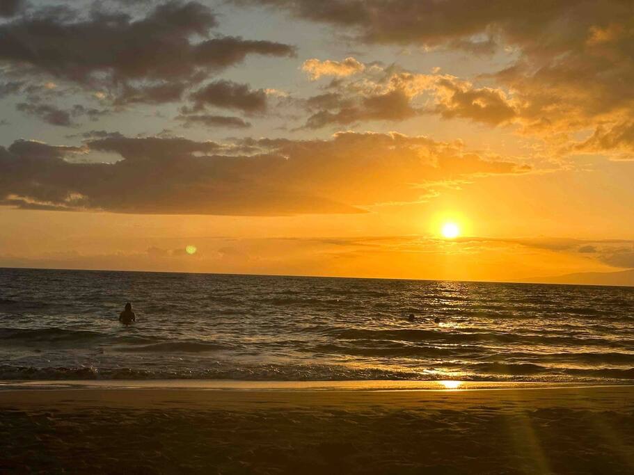 Unrivaled S Kihei Maui location! Walk to it all! - Kihei Unrivaled S Kihei Maui location! Walk to it all! - Kihei
