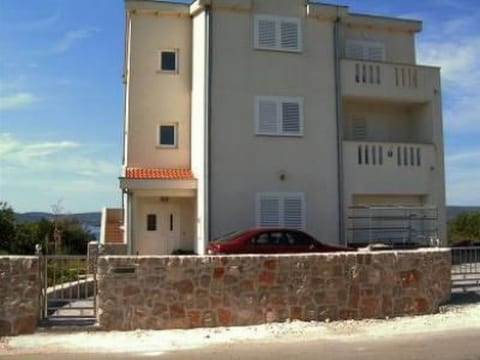 Apartments Delfini mit Panoramablick auf das Meer