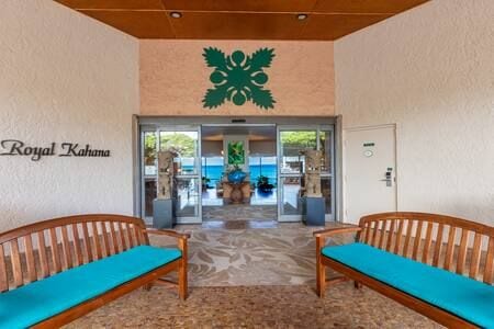 Royal Kahana 815