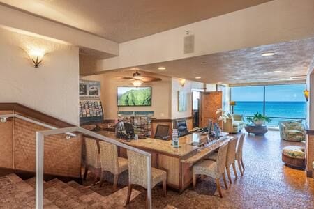 Royal Kahana 815