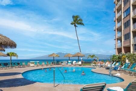 Royal Kahana 714