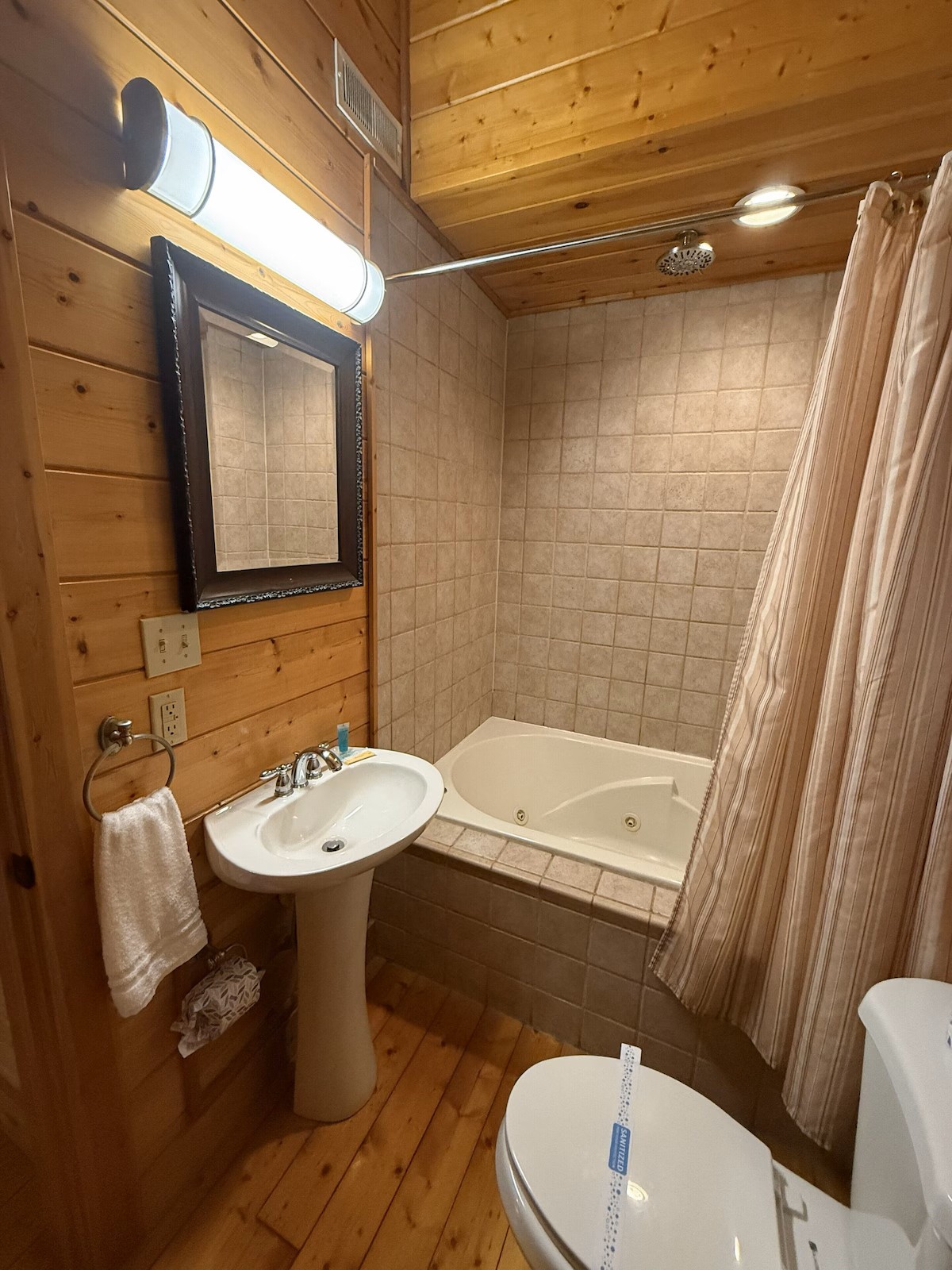 The Black Pine by Blue Ridge Signature Stays - Photo 26