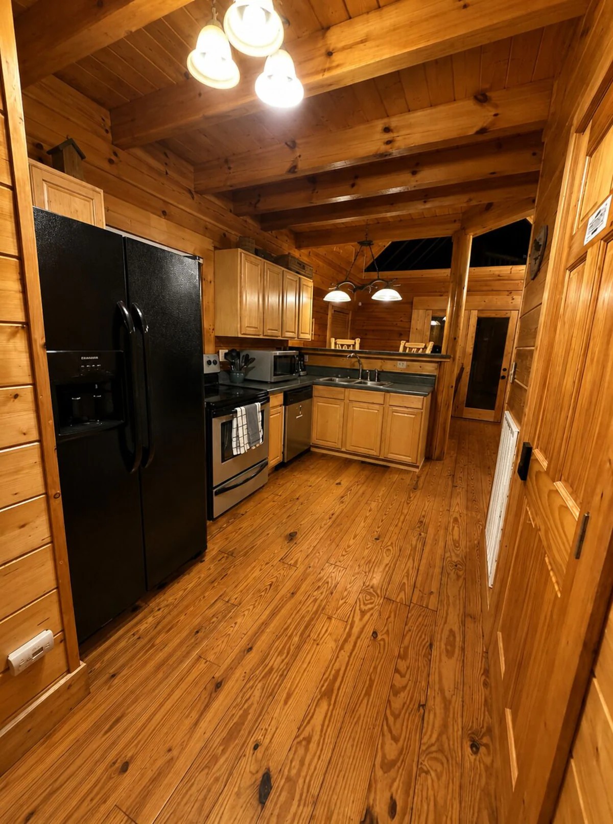 The Black Pine by Blue Ridge Signature Stays - Photo 15
