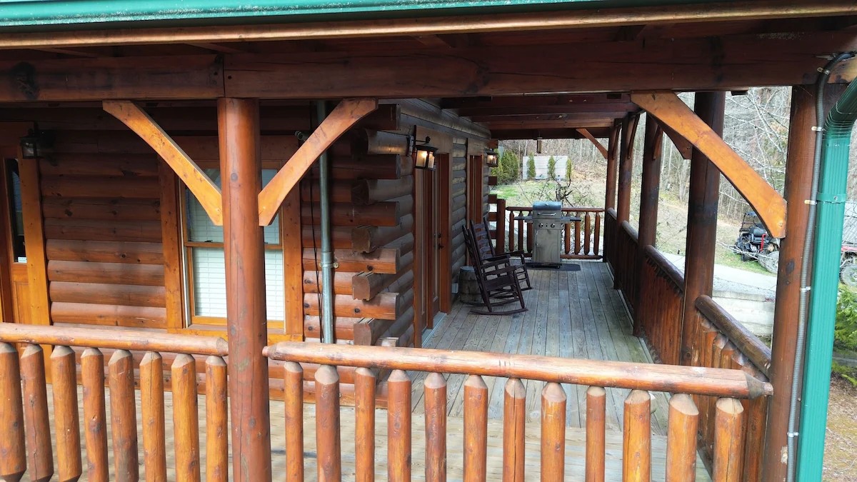 The Black Pine by Blue Ridge Signature Stays - Photo 14