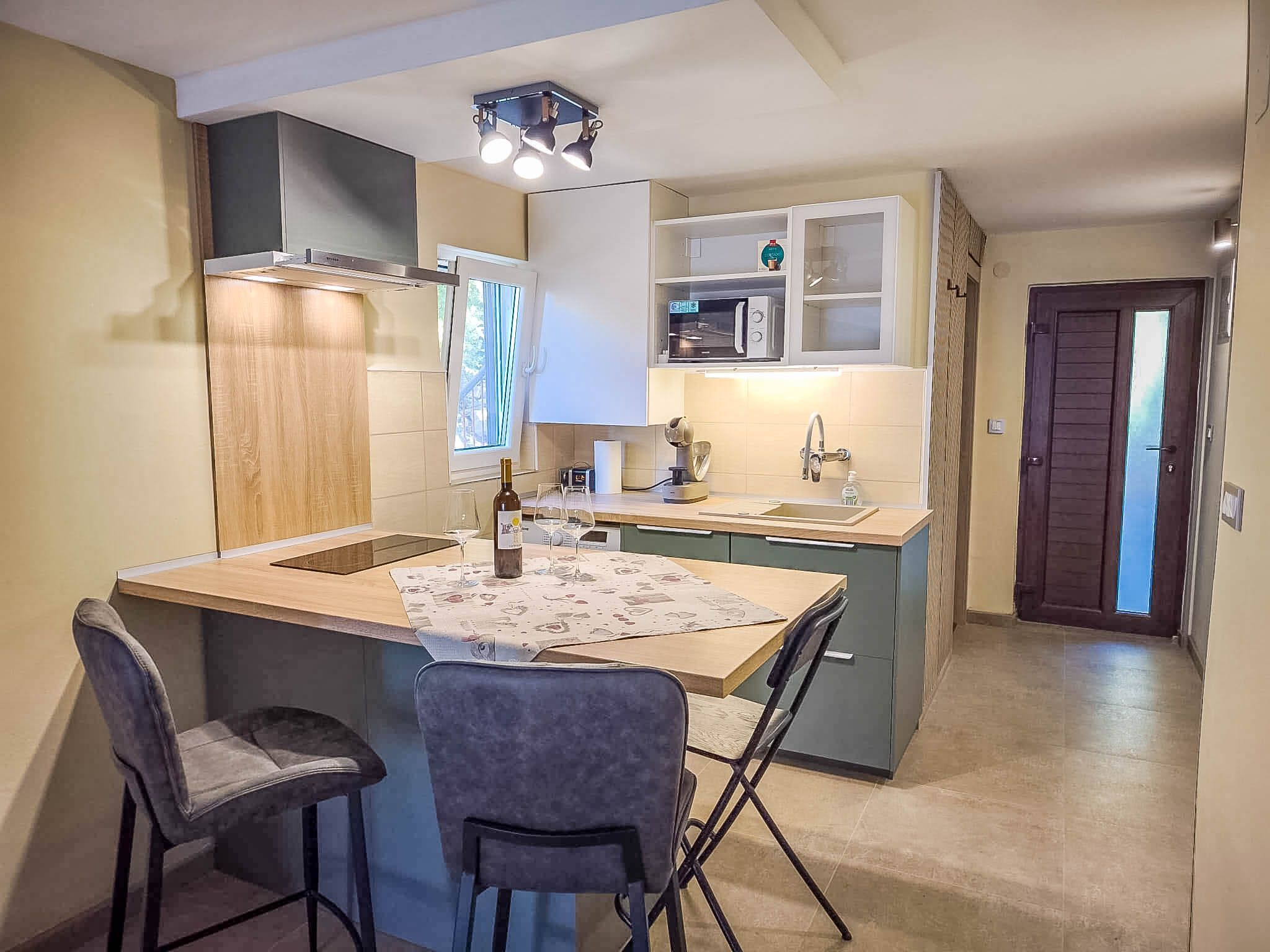 Apartment Lota - Unit 378717-13