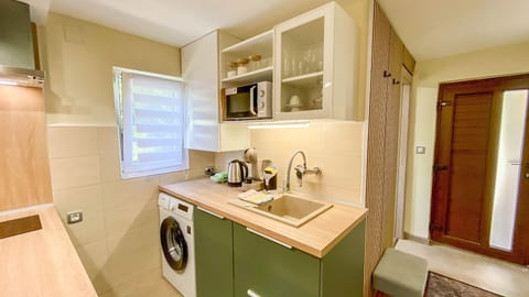 Apartment Lota - Unit 378717-13