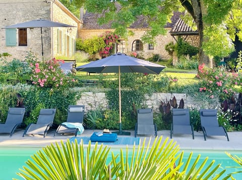 La Fleur de Savignac · 3 bd, pool, views, partial A/C