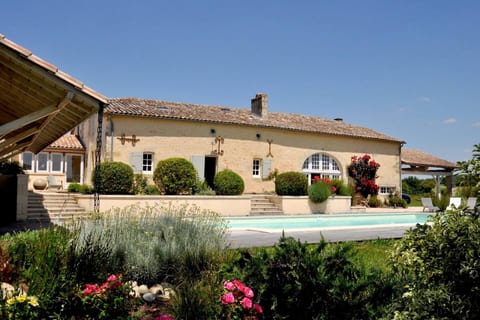 Ragot Nord - Idyllic Villa in Rural SW France with Pool & Views