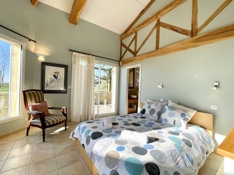Ragot Nord - Idyllic Villa in Rural SW France with Pool & Views