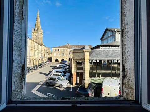 Maison du Marché - Charming Townhouse in the Heart of Monségur