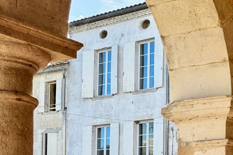 Maison du Marché - Charming Townhouse in the Heart of Monségur