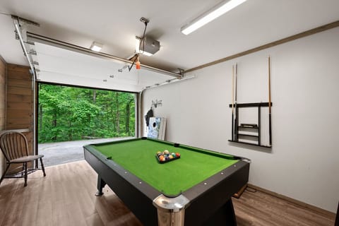*Secluded | Dog Friendly | Free EV-Charger|Games* image 4