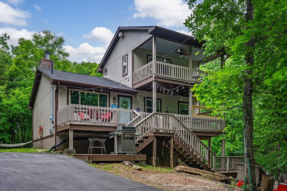 *Secluded | Dog Friendly | Free EV-Charger|Games* image 1