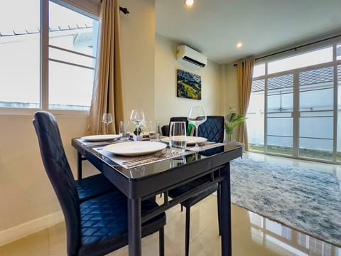 Cozy 3BR Home in San Kamphaeng 48
