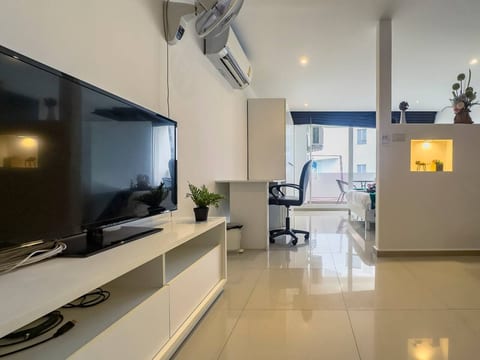 Stylish Condo near MAYA Chiang Mai