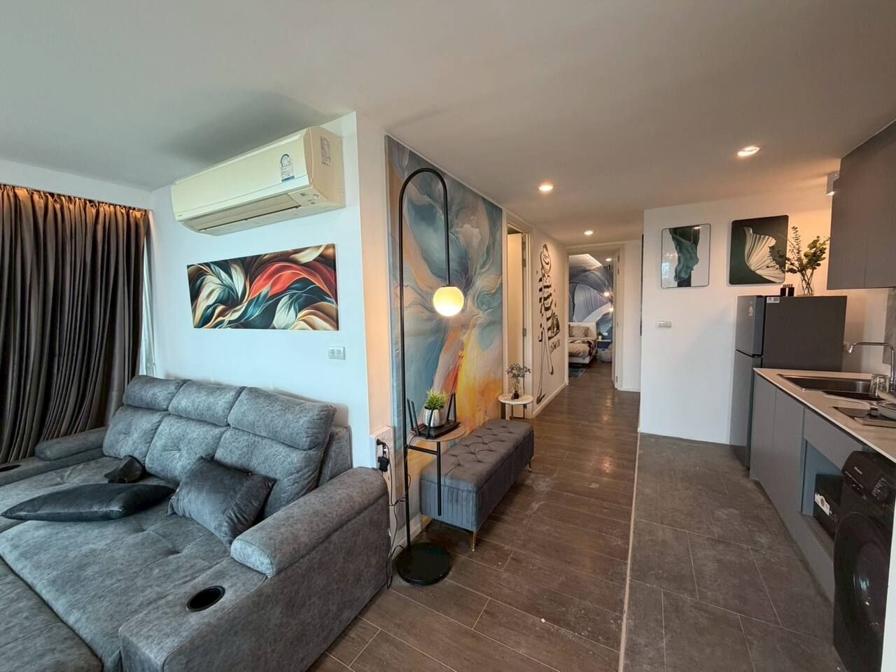 Bayphere Residence Private Beach 2 BR· 2506