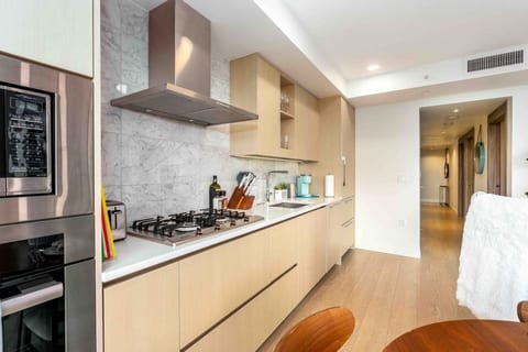 Charming Modern Close2Seawall 2bdrm/2bth