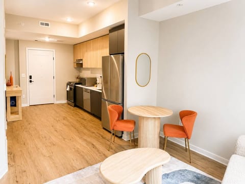 Colorful Ballston Escape | Walk to Mall & Amenties