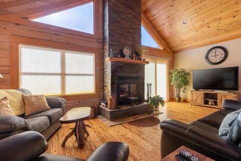 Living room with fireplace