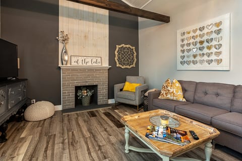 Spacious living room