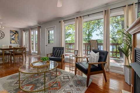 Modern decor throughout