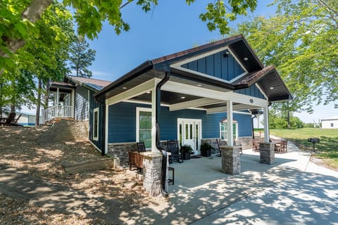 Lazy Days Lodge