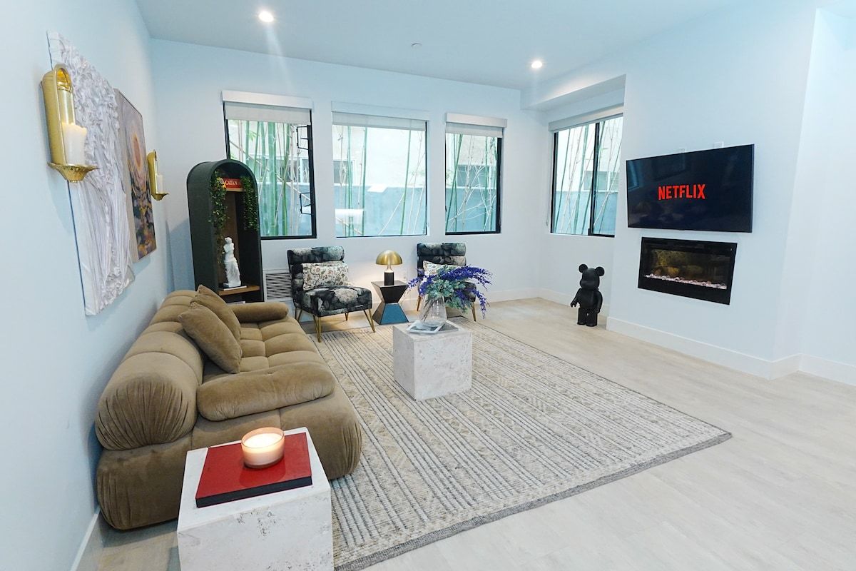 Open space Living room Layout