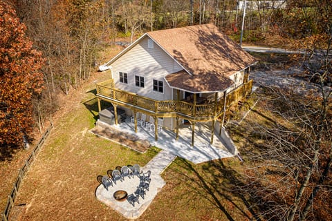 Additional view of outdoor area 