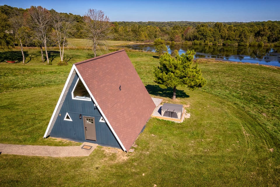 Welcome to The Blue Heron Cabin!