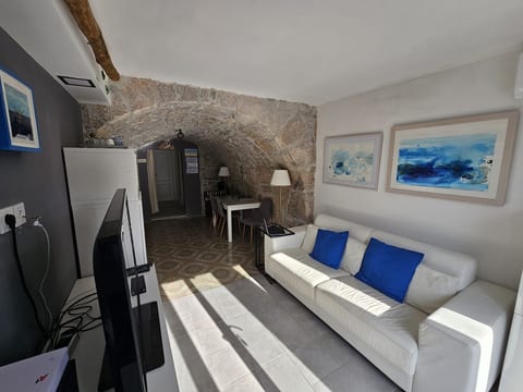 Apartment D and D - Unit 378768-13