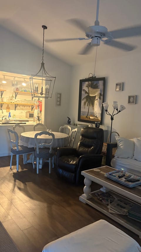 Open Kitchen