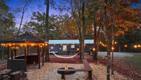 Starlit Hot Tub Nights on a Private Ridge