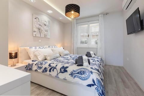 Apartment Makarska City Center Apartment - Unit 378730-13