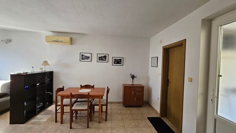 Apartment and Room Apartmani Živogošće 1 - Unit 378740-13