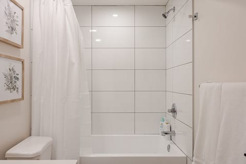 Haven Stay | Cozy Private Basement image 5