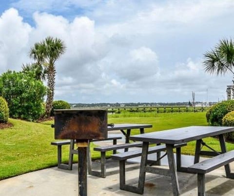 Beach Haven•Gated•Beach Access•Pool•Dock•1st Floor image 3