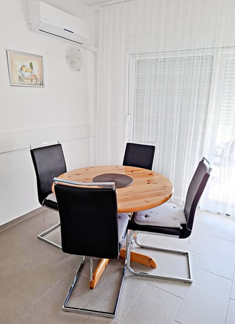 Apartments Mladenka - Unit 208857-5