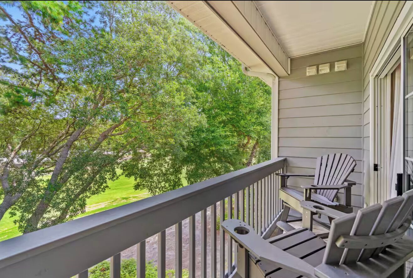 Unique Treehouse Getaway in Sea Trail - Sunset Beach