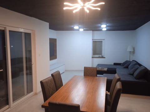 Apartment Anton - Unit 378568-13