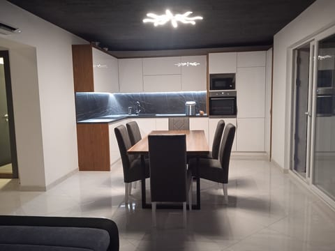 Apartment Anton - Unit 378568-13