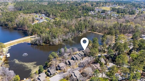 Lakeside Oasis: Fort Jackson Family Retreat image 4