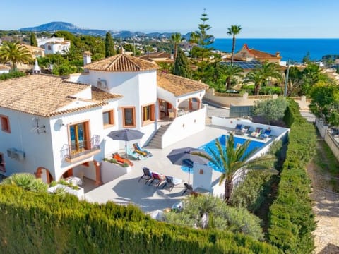 Villa Altamira - Plus