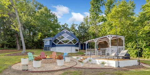Zome of the Stars | Private Lakefront AND Pond