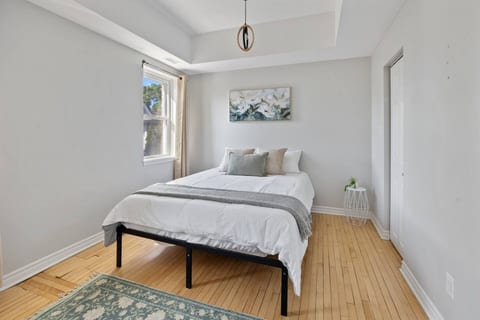 Walkerville 2BR Suite | Near Casino & NextStar