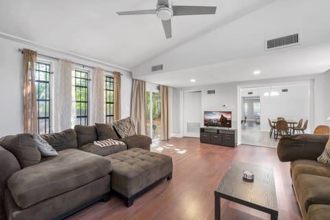 Downtown 3BR | Cascade Park | TMH